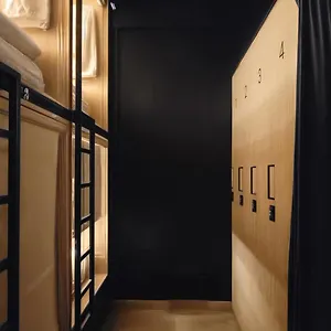 Westay Capsule Hostal