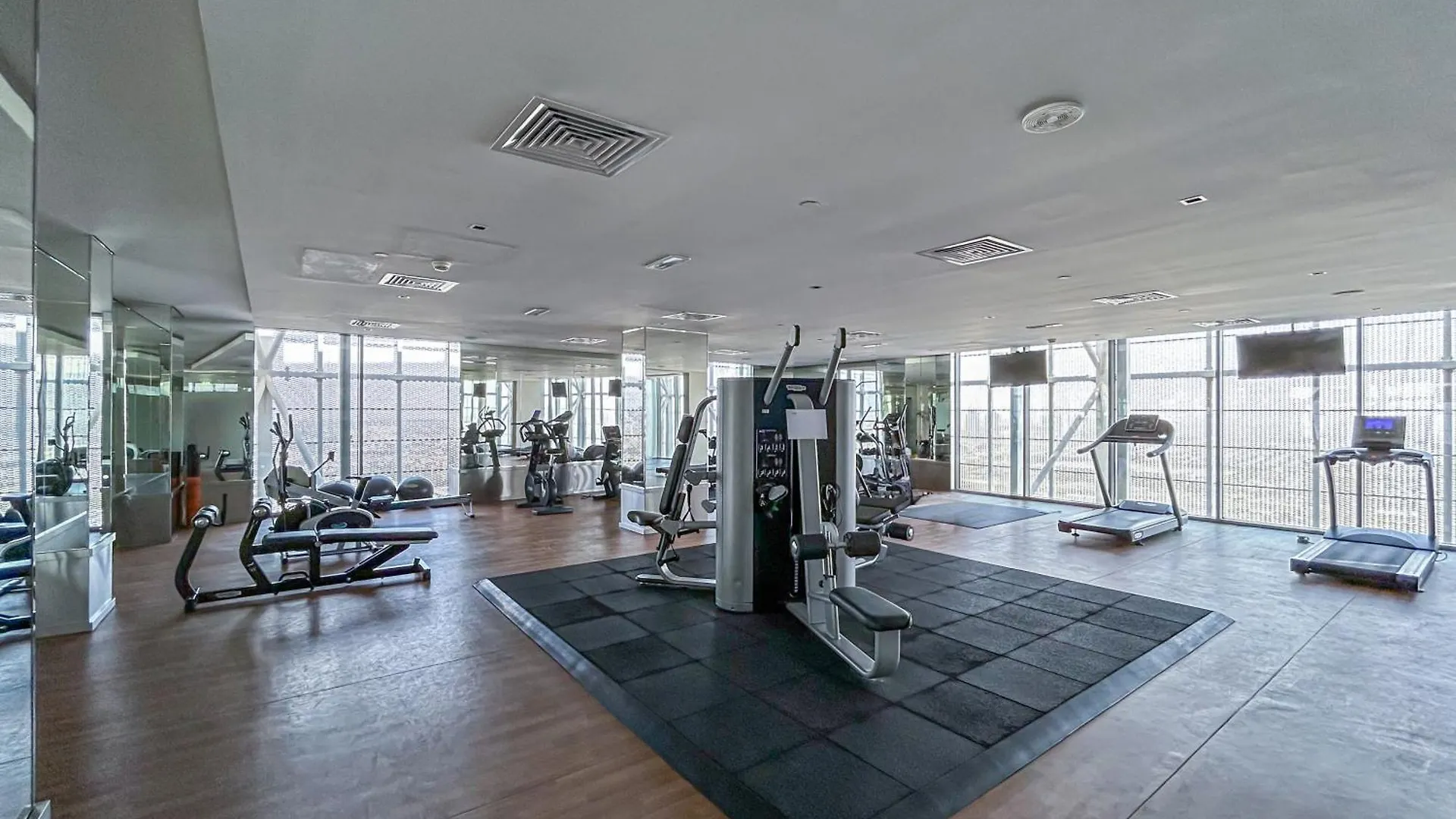 Apartment Premium & Cozy Home In The Heart Of Sports City Dubai