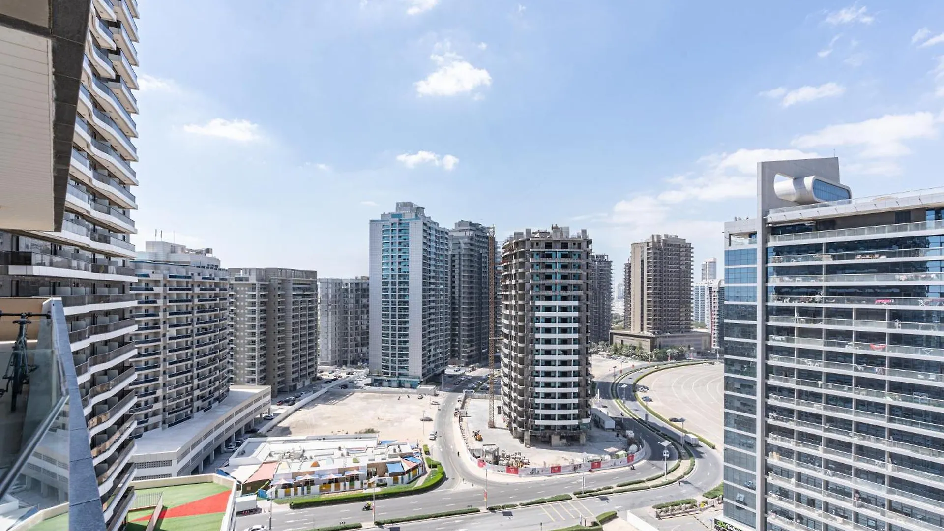 Premium & Cozy Home In The Heart Of Sports City Dubai Apartment